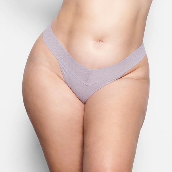 Skims LOGO Mesh Thong Iris Mica size 3X NWT - Picture 1 of 6